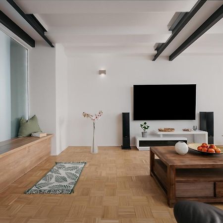 Dot 3 Bdr Apartment With Tyn Cathedral View & Ac Прага Экстерьер фото