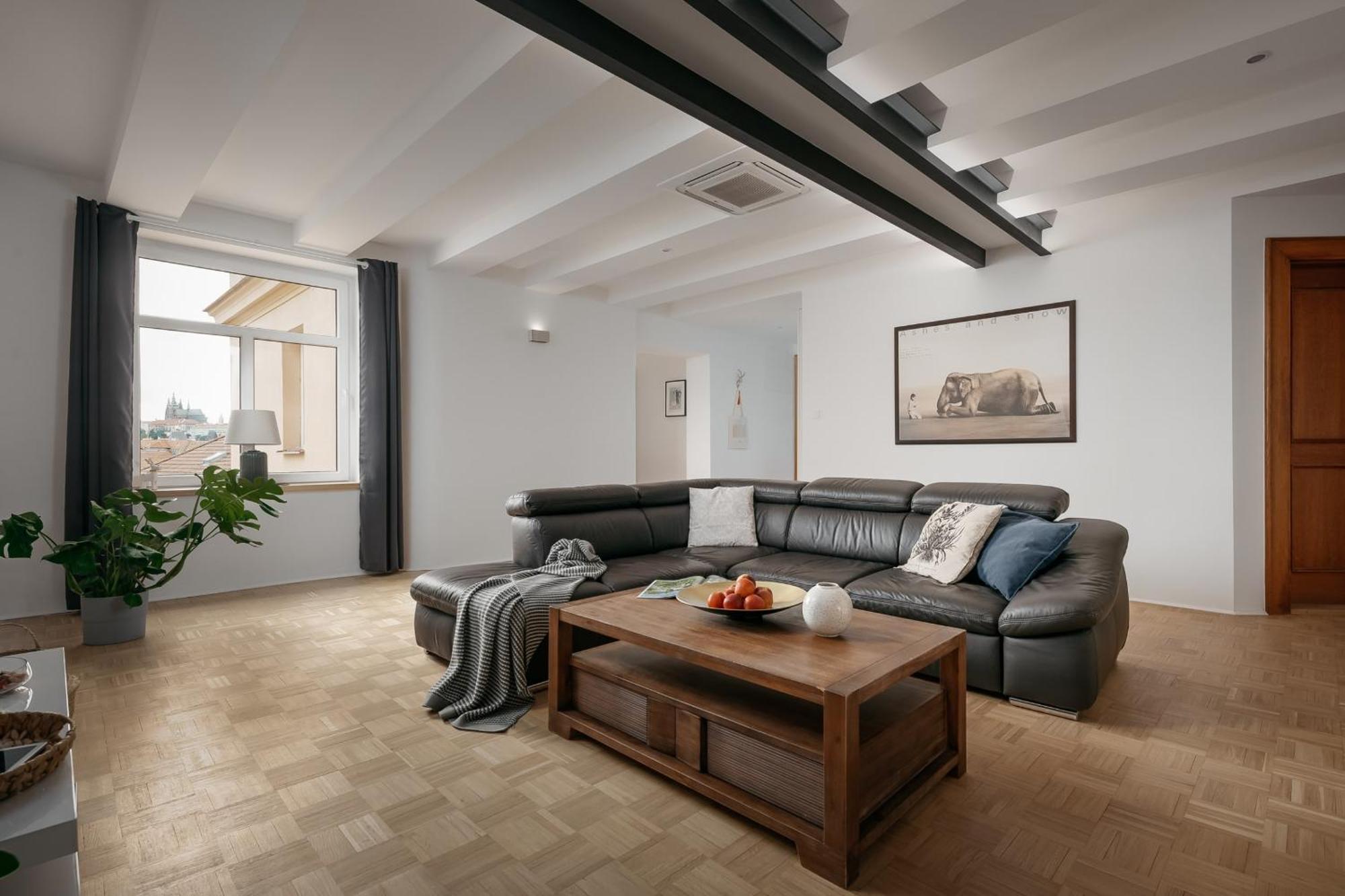 Dot 3 Bdr Apartment With Tyn Cathedral View & Ac Прага Экстерьер фото